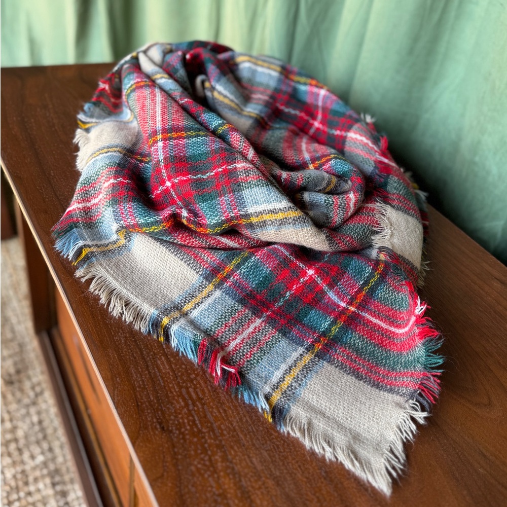 Plaid Fringed Scarf